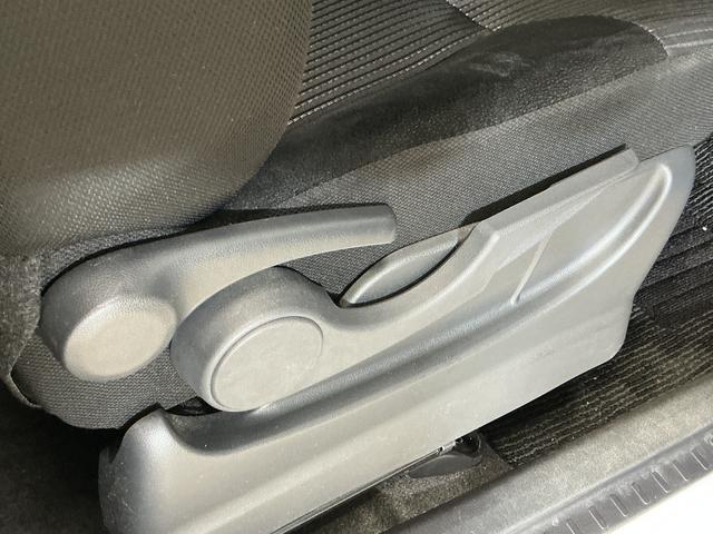 ムーヴＸリミテッドII　ＳＡIII　１オーナー　ナビ　バックカメラワンオーナー　４ＷＤ　ナビ　バックカメラ　ＥＴＣ　運転席シートヒーター　オートマチックハイビーム　Ｂｌｕｅｔｏｏｔｈ　ＵＳＢチャージャー　ＤＶＤ再生　フルセグＴＶ　ＨＩＤヘッドライト　オートライト（京都府）の中古車