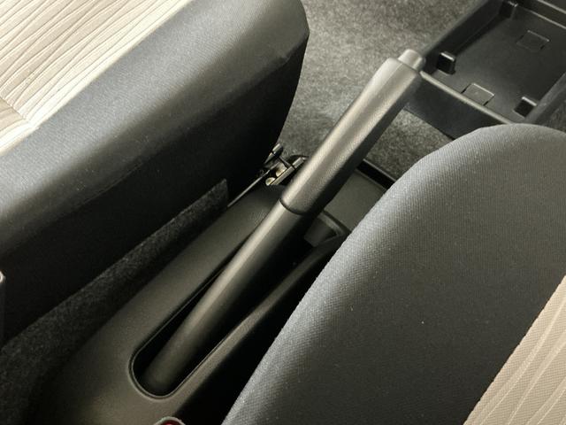 ミライースＬ　ＳＡIII　ワンオーナー　前後コーナーセンサー　キーレスワンオーナー　前後コーナーセンサー　オートマチックハイビーム　キーレスエントリー　スペアキーあり　横滑り防止装置　アイドリングストップ　盗難防止装置　オートライト　衝突軽減ブレーキ　１２Ｖ電源ソケット（京都府）の中古車