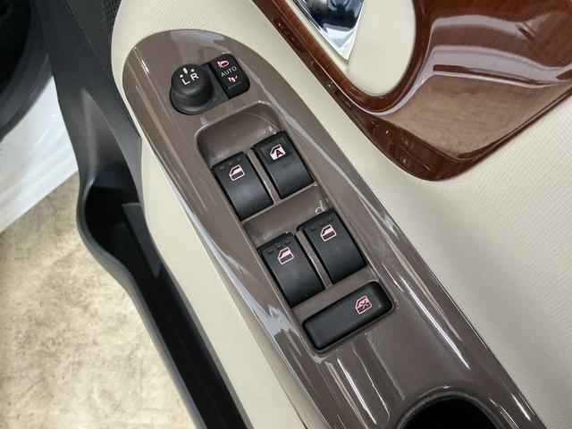 ムーヴキャンバスＧメイクアップＶＳ　ＳＡIII　ナビ　パノラマモニターワンオーナー　ナビ　パノラマモニター　ＥＴＣ　ドライブレコーダー　プッシュボタンエンジンスタート　フルセグチューナー　ブルートゥース対応　両側リヤパワースライドドア　ＬＥＤヘッドライト　オートエアコン（京都府）の中古車