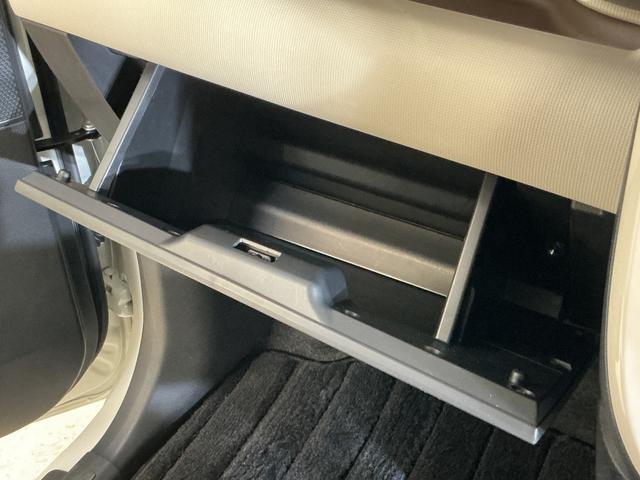 ムーヴキャンバスＧメイクアップリミテッド　ＳＡIII　ナビ　パノラマモニターワンオーナー　ナビ　パノラマモニター　ＥＴＣ　ドライブレコーダー　フルセグチューナー　ブルートゥース対応　プッシュボタンエンジンスタート　両側リヤパワースライドドア　スマートアシストＩＩＩ　ＡＢＳ（京都府）の中古車