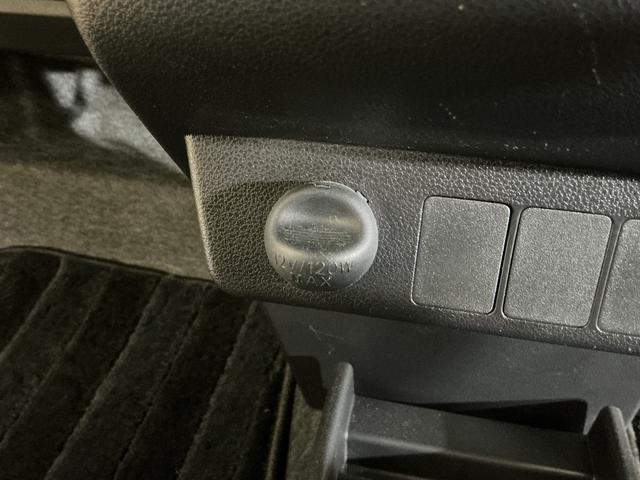ミライースL SAIII 1オーナー CDオーディオ コーナーセンサーワンオーナー CDオーディオ 前後コーナーセンサー オートマチックハイビーム ドアバイザー キーレスエントリー 横滑り防止装置 アイドリングストップ 盗難防止装置 スマートアシスト 12V電源ソケット(京都府)の中古車
