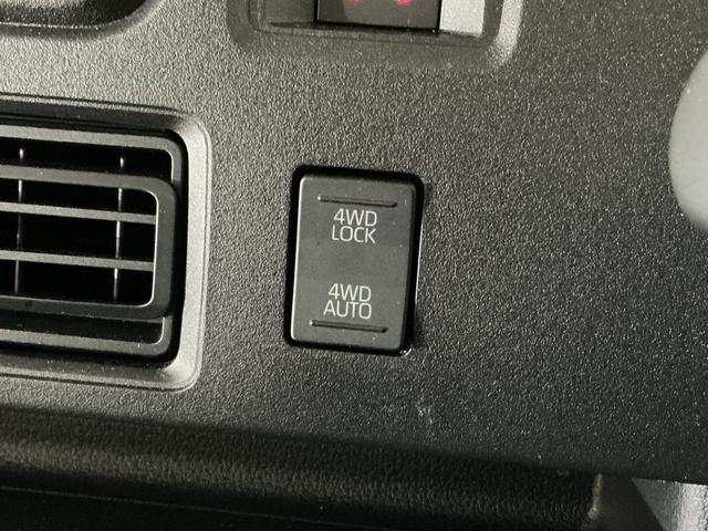 ハイゼットカーゴクルーズターボ　ワンオーナー　切替式４ＷＤ　コーナーセンサー１オーナー　切替式４ＷＤ　コーナーセンサー　オートマチックハイビーム　スマートキー　マニュアルエアコン　１２Ｖ電源ソケット　横滑り防止装置　アイドリングストップ　盗難防止装置　ヘッドライトレベライザー（京都府）の中古車