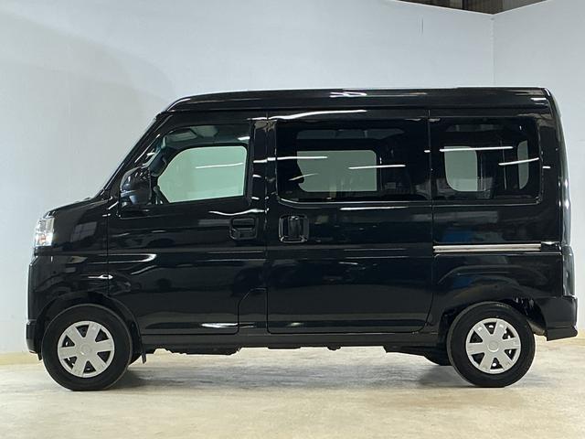 ハイゼットカーゴクルーズターボ　ワンオーナー　切替式４ＷＤ　コーナーセンサー１オーナー　切替式４ＷＤ　コーナーセンサー　オートマチックハイビーム　スマートキー　マニュアルエアコン　１２Ｖ電源ソケット　横滑り防止装置　アイドリングストップ　盗難防止装置　ヘッドライトレベライザー（京都府）の中古車