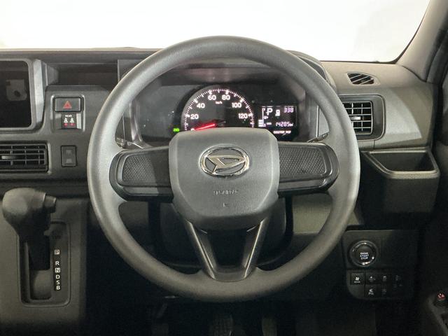 ハイゼットカーゴクルーズターボ　ワンオーナー　切替式４ＷＤ　コーナーセンサー１オーナー　切替式４ＷＤ　コーナーセンサー　オートマチックハイビーム　スマートキー　マニュアルエアコン　１２Ｖ電源ソケット　横滑り防止装置　アイドリングストップ　盗難防止装置　ヘッドライトレベライザー（京都府）の中古車