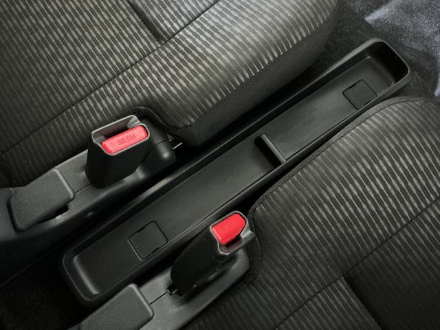 ハイゼットカーゴクルーズターボ　ワンオーナー　切替式４ＷＤ　コーナーセンサー１オーナー　切替式４ＷＤ　コーナーセンサー　オートマチックハイビーム　スマートキー　マニュアルエアコン　１２Ｖ電源ソケット　横滑り防止装置　アイドリングストップ　盗難防止装置　ヘッドライトレベライザー（京都府）の中古車