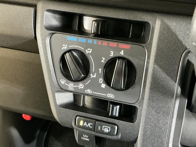 ハイゼットカーゴクルーズターボ　ワンオーナー　切替式４ＷＤ　コーナーセンサー１オーナー　切替式４ＷＤ　コーナーセンサー　オートマチックハイビーム　スマートキー　マニュアルエアコン　１２Ｖ電源ソケット　横滑り防止装置　アイドリングストップ　盗難防止装置　ヘッドライトレベライザー（京都府）の中古車