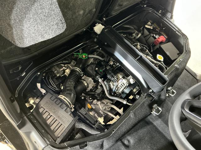 ハイゼットカーゴクルーズターボ　ワンオーナー　切替式４ＷＤ　コーナーセンサー１オーナー　切替式４ＷＤ　コーナーセンサー　オートマチックハイビーム　スマートキー　マニュアルエアコン　１２Ｖ電源ソケット　横滑り防止装置　アイドリングストップ　盗難防止装置　ヘッドライトレベライザー（京都府）の中古車