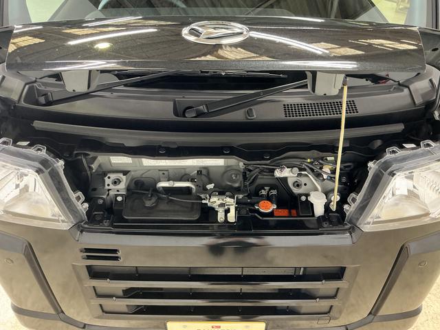 ハイゼットカーゴクルーズターボ　ワンオーナー　切替式４ＷＤ　コーナーセンサー１オーナー　切替式４ＷＤ　コーナーセンサー　オートマチックハイビーム　スマートキー　マニュアルエアコン　１２Ｖ電源ソケット　横滑り防止装置　アイドリングストップ　盗難防止装置　ヘッドライトレベライザー（京都府）の中古車