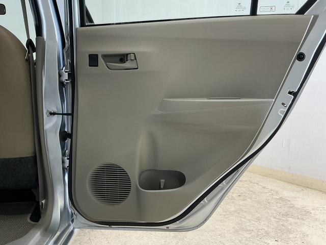 ミライースＬ　メモリアルエディション　ＣＤオーディオ　キーレスＣＤオーディオ　ドアバイザー　アイドリングストップ　盗難防止装置　キーレスエントリー　スペアキー有り　１２Ｖ電源ソケット　ヘッドライトレべライザー　マニュアルエアコン　フロアマット（京都府）の中古車