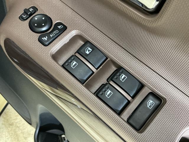 ムーヴキャンバスセオリーＧ　ナビ　パノラマモニター　ドラレコ　ＥＴＣナビ　パノラマモニター　ドライブレコーダー　ＥＴＣ　両側電動スライドドア　前後コーナーセンサー　シートヒーター　電子パーキング　オートブレーキホールド　ホットカップホルダー　Ｂｌｕｅｔｏｏｔｈ（京都府）の中古車