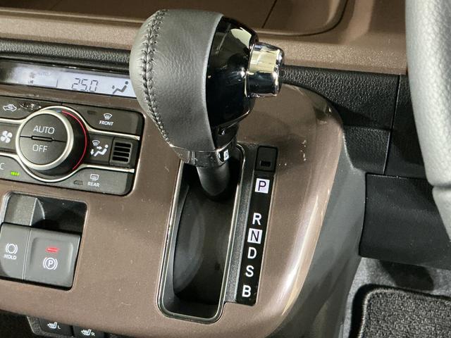 ムーヴキャンバスセオリーＧ　ナビ　パノラマモニター　ドラレコ　ＥＴＣナビ　パノラマモニター　ドライブレコーダー　ＥＴＣ　両側電動スライドドア　前後コーナーセンサー　シートヒーター　電子パーキング　オートブレーキホールド　ホットカップホルダー　Ｂｌｕｅｔｏｏｔｈ（京都府）の中古車