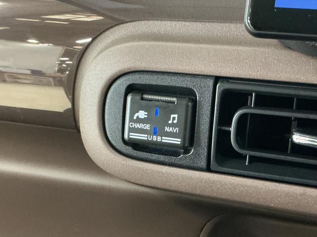 ムーヴキャンバスセオリーＧ　ナビ　パノラマモニター　ドラレコ　ＥＴＣナビ　パノラマモニター　ドライブレコーダー　ＥＴＣ　両側電動スライドドア　前後コーナーセンサー　シートヒーター　電子パーキング　オートブレーキホールド　ホットカップホルダー　Ｂｌｕｅｔｏｏｔｈ（京都府）の中古車