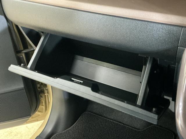 ムーヴキャンバスセオリーＧ　ナビ　パノラマモニター　ドラレコ　ＥＴＣナビ　パノラマモニター　ドライブレコーダー　ＥＴＣ　両側電動スライドドア　前後コーナーセンサー　シートヒーター　電子パーキング　オートブレーキホールド　ホットカップホルダー　Ｂｌｕｅｔｏｏｔｈ（京都府）の中古車