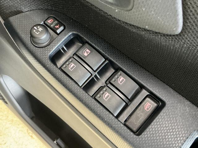 ムーヴXリミテッド SAIII ワンオーナー ナビ バックカメラワンオーナー ナビ バックカメラ ドライブレコーダー 運転席シートヒーター オートマチックハイビーム Bluetooth USBチャージャー DVD再生 スマートキー プッシュスタート オートライト(京都府)の中古車