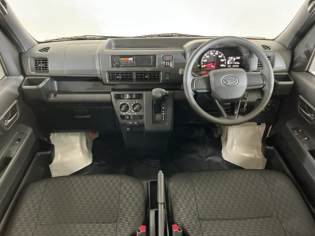ハイゼットカーゴＤＸ　切替式４ＷＤ　ラジオデッキ　コーナーセンサー切替式４ＷＤ　ラジオデッキ　ＣＶＴ　前後コーナーセンサー　オートマチックハイビーム　横滑り防止装置　アイドリングストップ　キーレス　ヘッドライトレベライザー　マニュアルエアコン　１２Ｖ電源ソケット（京都府）の中古車