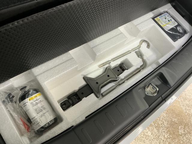 ワゴンRFX CDオーディオ ドアバイザー キーレス オートエアコンCDオーディオ ドアバイザー キーレスエントリー 電格ミラー アイドリングストップ ヘッドライトレベライザー オートエアコン 12V電源ソケット 盗難防止装置 バニティミラー シートアンダーボックス(京都府)の中古車