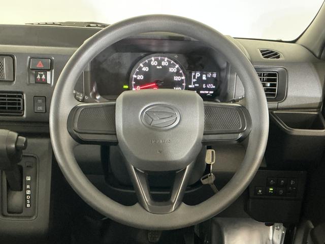 ハイゼットカーゴスペシャル　ワンオーナー　４ＷＤ　ラジオ　コーナーセンサーワンオーナー　切替式４ＷＤ　ラジオデッキ　前後コーナーセンサー　オートマチックハイビーム　オートライト　衝突軽減ブレーキ　横滑り防止装置　アイドリングストップ　スペアキーあり　マニュアルエアコン（京都府）の中古車