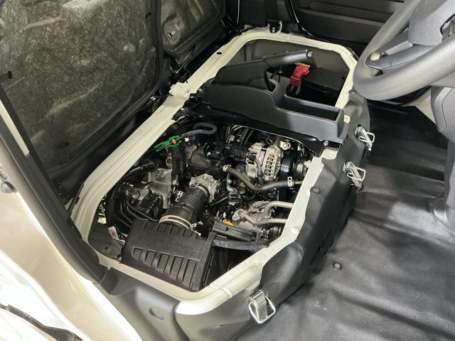 ハイゼットカーゴDX 4WD ラジオデッキ 前後コーナーセンサー キーレス切替式4WD ラジオデッキ 前後コーナーセンサー オートマチックハイビーム オートライト キーレスエントリー 横滑り防止装置 アイドリングストップ 盗難防止放置 マニュアルエアコン 12V電源ソケット(京都府)の中古車