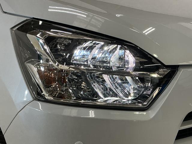 ミライースX SAIII届け出済み未使用車 ナビ バックカメラ届け出済み未使用車 ナビ バックカメラ 前後コーナーセンサー オートマチックハイビーム Bluetooth USB接続 DVD フルセグTV キーレス LEDヘッドライト オートライト 電格ミラー(京都府)の中古車