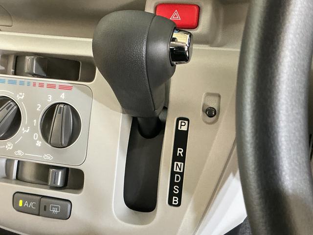 ミライースＸ　ＳＡIII　届出済み未使用車　ナビ　バックカメラ　ＵＳＢ届出済み未使用車　ナビ　バックカメラ　前後コーナーセンサー　ＬＥＤヘッドライト　Ｂｌｕｅｔｏｏｔｈ　フルセグＴＶ　ＤＶＤ再生　オートマチックハイビーム　ＵＳＢ接続　マニュアルエアコン　横滑り防止装置（京都府）の中古車