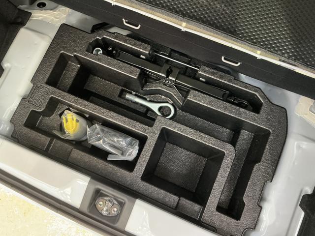 ミライースX SAIII 届出済み未使用車 ナビ フルセグTV USB届出済み未使用車 ナビ フルセグTV Bluetooth 前後コーナーセンサー DVD再生 オートマチックハイビーム USB接続 LEDヘッドライト キーレス 横滑り防止装置 電動格納ドアミラー(京都府)の中古車