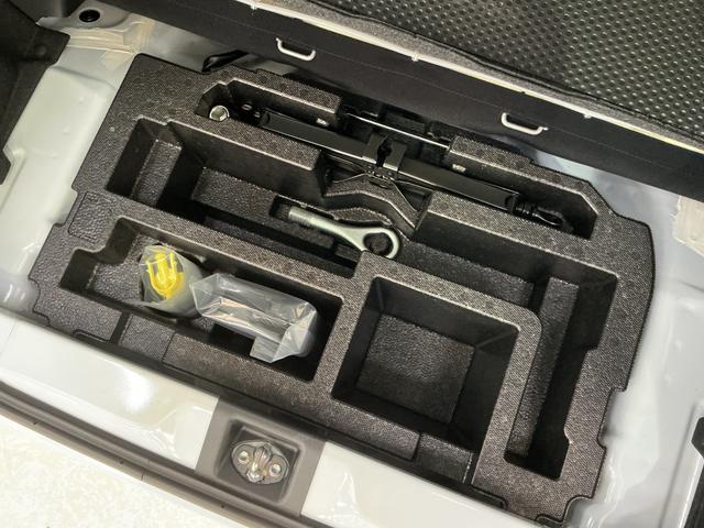 ミライースＸ　ＳＡIII　届出済み未使用車　ナビ　バックカメラ　ＵＳＢ届出済み未使用車　ナビ　バックカメラ　前後コーナーセンサー　フルセグＴＶ　Ｂｌｕｅｔｏｏｔｈ　ＤＶＤ再生　オートマチックハイビーム　オートライト　ＵＳＢ接続　ＬＥＤヘッドライト　横滑り防止装置（京都府）の中古車