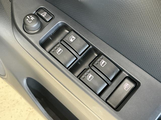 ミライースX SAIII 届出済み未使用車 ナビ バックカメラ届出済み未使用車 ナビ バックカメラ 前後コーナーセンサー オートマチックハイビーム Bluetooth USB接続 DVD再生 フルセグTV LEDヘッドライト オートライト キーレスエントリー(京都府)の中古車