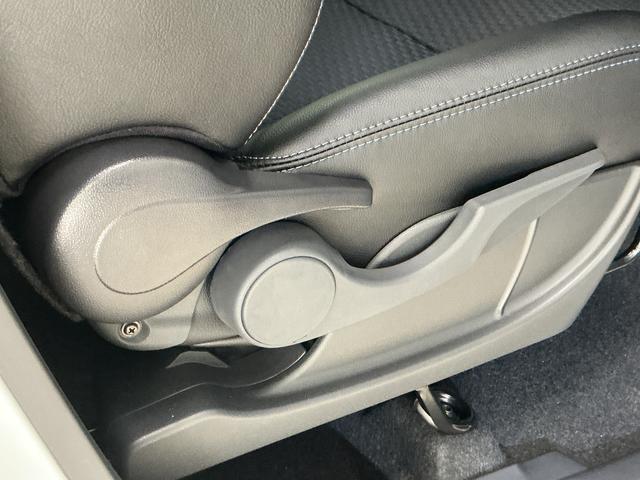 タントカスタムX 届け出済み未使用車 ナビ バックカメラ スマアシ届け出済み未使用車 ナビ バックカメラ 両側電動スライドドア 前後コーナーセンサー シートヒーター オートマチックハイビーム 電子パーキング オートブレーキホールド Bluetooth USB接続(京都府)の中古車