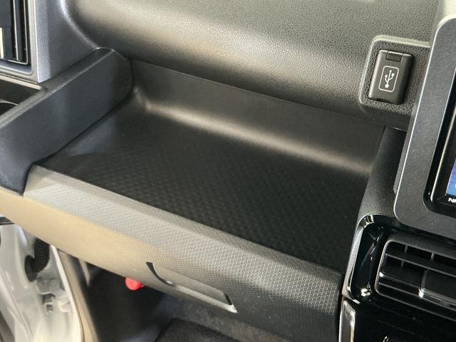 タントカスタムX 届け出済み未使用車 ナビ バックカメラ スマアシ届け出済み未使用車 ナビ バックカメラ 両側電動スライドドア 前後コーナーセンサー シートヒーター オートマチックハイビーム 電子パーキング オートブレーキホールド Bluetooth USB接続(京都府)の中古車