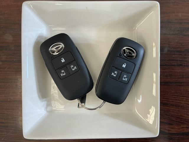ムーヴキャンバスセオリーＧ　届出済未使用車　ナビ　バックカメラ　スマアシ届出済未使用車　ナビ　バックカメラ　両側電動スライドドア　コーナーセンサー　シートヒーター　ホットカップホルダー　電子パーキング　オートマチックハイビーム　オートブレーキホールド　Ｂｌｕｅｔｏｏｔｈ（京都府）の中古車