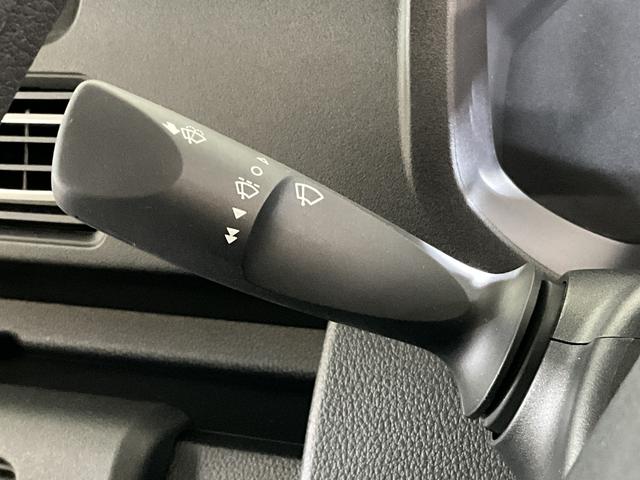 ハイゼットトラックジャンボエクストラ 届出済未使用車 切替式4WD CVT車届出済未使用車 切替式4WD CVT車 オーディオレス リアコーナーセンサー 荷台作業灯 オートマチックハイビーム プッシュスタート スマートキー LEDヘッドライト オートライト(京都府)の中古車