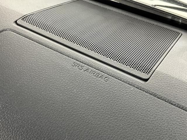 ハイゼットトラックジャンボエクストラ 届出済未使用車 切替式4WD CVT車届出済未使用車 切替式4WD CVT車 オーディオレス リアコーナーセンサー 荷台作業灯 オートマチックハイビーム プッシュスタート スマートキー LEDヘッドライト オートライト(京都府)の中古車