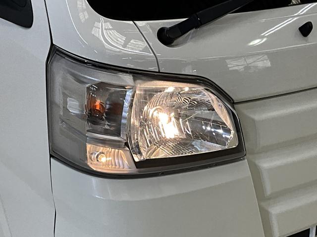 ハイゼットトラックスタンダード　ワンオーナー　ＭＴ５速車　バックカメラワンオーナー　ＭＴ５速車　３方開　ディスプレイオーディオ　バックカメラ　Ｂｌｕｅｔｏｏｔｈ　ＵＳＢチャージャー　ＤＶＤ再生　ドアバイザー　スペアキー有り　ヘッドライトレベライザー　マニュアルエアコン（京都府）の中古車