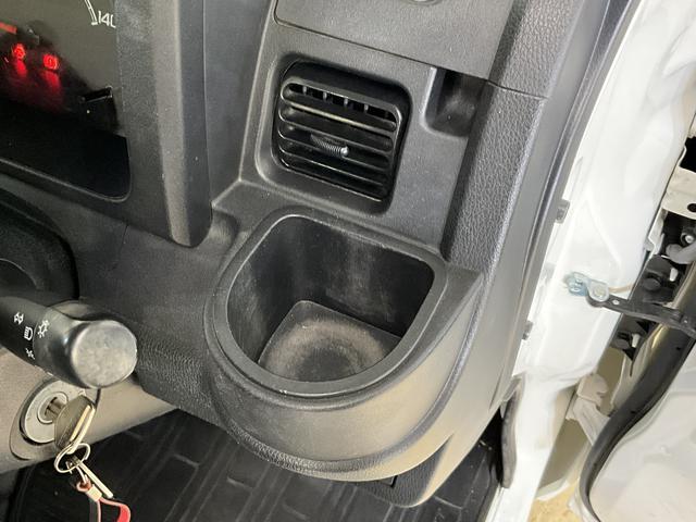 ハイゼットトラックスタンダード　ワンオーナー　ＭＴ５速車　バックカメラワンオーナー　ＭＴ５速車　３方開　ディスプレイオーディオ　バックカメラ　Ｂｌｕｅｔｏｏｔｈ　ＵＳＢチャージャー　ＤＶＤ再生　ドアバイザー　スペアキー有り　ヘッドライトレベライザー　マニュアルエアコン（京都府）の中古車