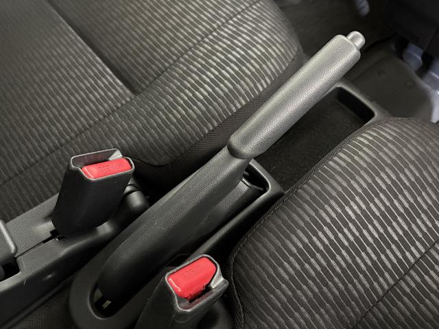 ハイゼットカーゴＤＸ　デラックス　４ＷＤ　キーレスリモコン　ＡＭ／ＦＭラジオワンオーナー　４ＷＤ　キーレスリモコン　ＡＭ／ＦＭチューナー　両側リヤスライドドア　マニュアルエアコン　コーナーセンサー　スマートアシスト　ＥＴＣ　フロントパワーウインド　アイドリングストップ　ＡＢＳ（京都府）の中古車
