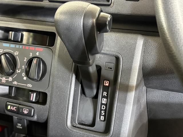 ハイゼットカーゴＤＸ　デラックス　４ＷＤ　キーレスリモコン　ＡＭ／ＦＭラジオワンオーナー　４ＷＤ　キーレスリモコン　ＡＭ／ＦＭチューナー　両側リヤスライドドア　マニュアルエアコン　コーナーセンサー　スマートアシスト　ＥＴＣ　フロントパワーウインド　アイドリングストップ　ＡＢＳ（京都府）の中古車