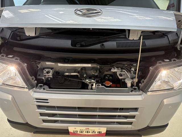 ハイゼットカーゴＤＸ　デラックス　４ＷＤ　キーレスリモコン　ＡＭ／ＦＭラジオワンオーナー　４ＷＤ　キーレスリモコン　ＡＭ／ＦＭチューナー　両側リヤスライドドア　マニュアルエアコン　コーナーセンサー　スマートアシスト　ＥＴＣ　フロントパワーウインド　アイドリングストップ　ＡＢＳ（京都府）の中古車