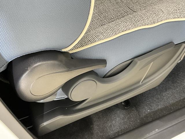 ムーヴキャンバスストライプスＧ　届出済み未使用車　ナビ　バックカメラ届出済み未使用車　ナビ　バックカメラ　両側電動スライドドア　コーナーセンサー　シートヒーター　ホットカップホルダー　電子パーキング　オートマチックハイビーム　オートブレーキホールド　Ｂｌｕｅｔｏｏｔｈ（京都府）の中古車