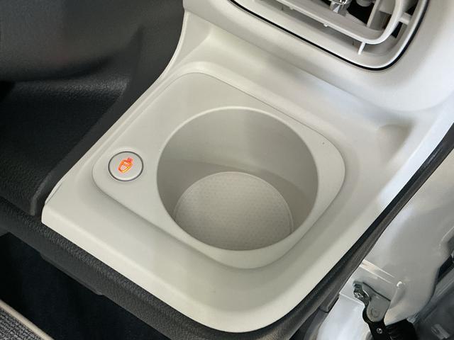 ムーヴキャンバスストライプスＧ　届出済未使用車　ナビ　バックカメラ　２ＷＤ届出済未使用車　ナビ　バックカメラ　フルセグチューナー　ブルートゥース対応　プッシュボタンエンジンスタート　両側リヤパワースライドドア　スマートアシスト　ＬＥＤヘッドライト　オートエアコン　ＡＢＳ（京都府）の中古車