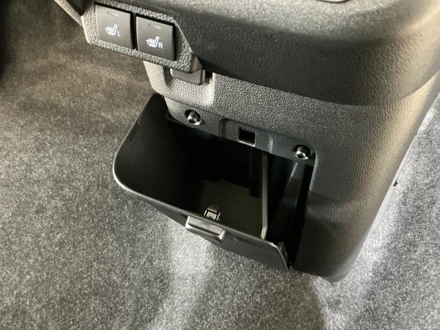 ムーヴキャンバスストライプスＧ　届出済未使用車　ナビ　バックカメラ　２ＷＤ届出済未使用車　ナビ　バックカメラ　フルセグチューナー　ブルートゥース対応　プッシュボタンエンジンスタート　両側リヤパワースライドドア　スマートアシスト　ＬＥＤヘッドライト　オートエアコン　ＡＢＳ（京都府）の中古車