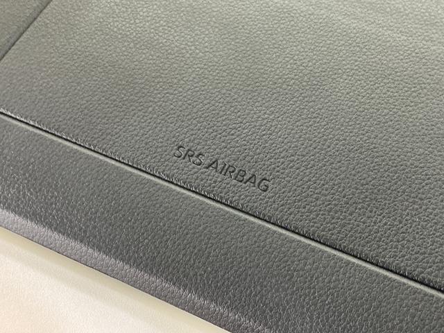 ムーヴキャンバスストライプスＧ　届出済未使用車　ナビ　バックカメラ　２ＷＤ届出済未使用車　ナビ　バックカメラ　フルセグチューナー　ブルートゥース対応　プッシュボタンエンジンスタート　両側リヤパワースライドドア　スマートアシスト　ＬＥＤヘッドライト　オートエアコン　ＡＢＳ（京都府）の中古車