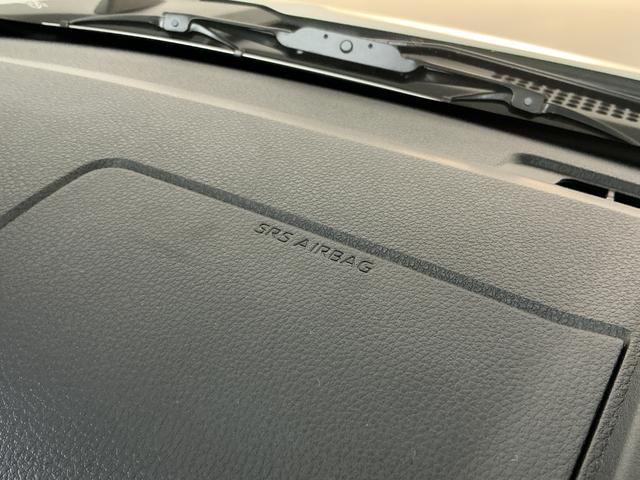 ハイゼットカーゴＤＸ　切替式４ＷＤ　ラジオデッキ　リアコーナーセンサー切替式４ＷＤ　ラジオデッキ　リアコーナーセンサー　オートマチックハイビーム　オートライト　キーレス　スペアキーあり　横滑り防止装置　アイドリングストップ　１２Ｖ電源ソケット　マニュアルエアコン（京都府）の中古車