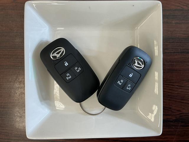 ムーヴキャンバスストライプスG 届出済み未使用車 ナビ バックカメラ USB届出済み未使用車 ナビ バックカメラ 両側電動スライドドア 前後コーナーセンサー ホットカップホルダー シートヒーター 電子パーキング オートマチックハイビーム オートブレーキホールド USB接続(京都府)の中古車