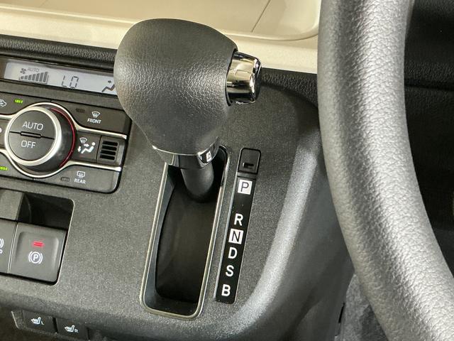 ムーヴキャンバスストライプスG 届出済み未使用車 ナビ バックカメラ USB届出済み未使用車 ナビ バックカメラ 両側電動スライドドア 前後コーナーセンサー ホットカップホルダー シートヒーター 電子パーキング オートマチックハイビーム オートブレーキホールド USB接続(京都府)の中古車