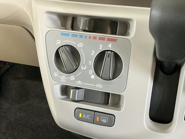 ミライースX SAIII 届出済み未使用車 ナビ バックカメラ USB届出済み未使用車 ナビ バックカメラ 前後コーナーセンサー オートマチックハイビーム Bluetooth USB接続 DVD再生 フルセグTV LEDヘッドライト オートライト マニュアルエアコン(京都府)の中古車