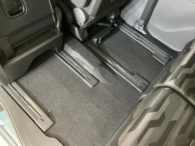 タントファンクロス 届出済み未使用車 ナビ パノラマモニター届出済み未使用車 ナビ パノラマモニター ETC 両側電動スライドドア ロングスライドシート コーナーセンサー アダプティブクルーズコントロール シートヒーター 電子パーキング Bluetooth(京都府)の中古車