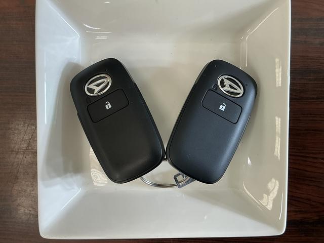 タフトG クロムベンチャー 4WD バックカメラ コーナーセンサー4WD バックカメラ 前後コーナーセンサー スカイフィールトップ アダプティブクルーズコントロール シートヒーター 電子パーキング オートマチックハイビーム オートブレーキホールド USBチャージャー(京都府)の中古車