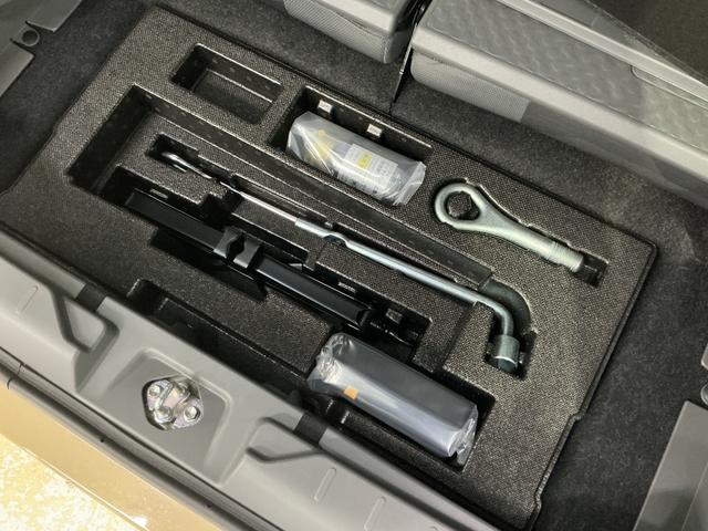 タフトG クロムベンチャー 4WD バックカメラ コーナーセンサー4WD バックカメラ 前後コーナーセンサー スカイフィールトップ シートヒーター アダプティブクルーズコントロール 電子パーキング オートマチックハイビーム オートブレーキホールド USBチャージャー(京都府)の中古車