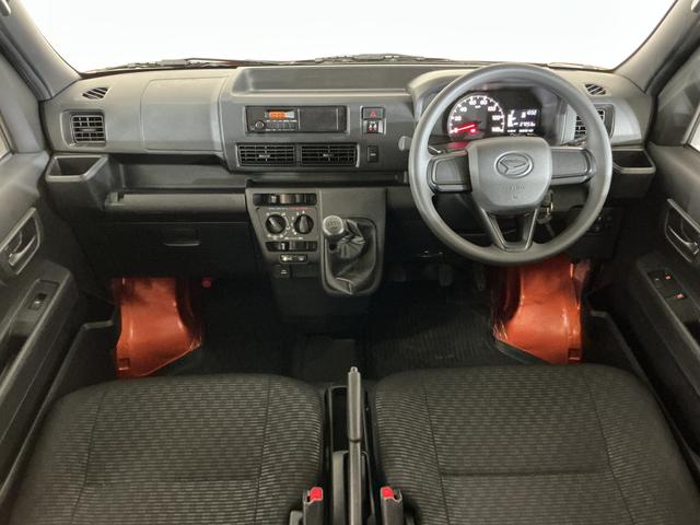 ハイゼットカーゴＤＸ　ワンオーナー　５速ＭＴ車　４ＷＤ　ラジオデッキ　ＥＴＣワンオーナー　５速ＭＴ車　４ＷＤ　ラジオデッキ　ＥＴＣ　コーナーセンサー　ハンガーバー　ネットラック　オートマチックハイビーム　オートライト　キーレスエントリー　スペアキー有り　アイドリングストップ（京都府）の中古車