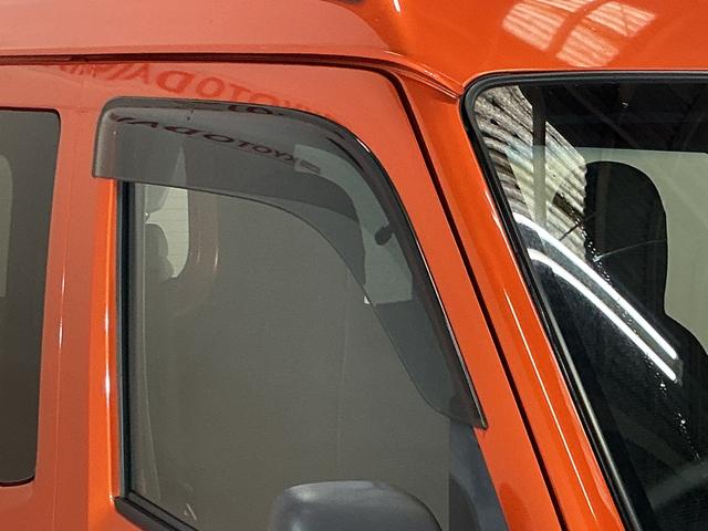 ハイゼットカーゴＤＸ　ワンオーナー　５速ＭＴ車　４ＷＤ　ラジオデッキ　ＥＴＣワンオーナー　５速ＭＴ車　４ＷＤ　ラジオデッキ　ＥＴＣ　コーナーセンサー　ハンガーバー　ネットラック　オートマチックハイビーム　オートライト　キーレスエントリー　スペアキー有り　アイドリングストップ（京都府）の中古車